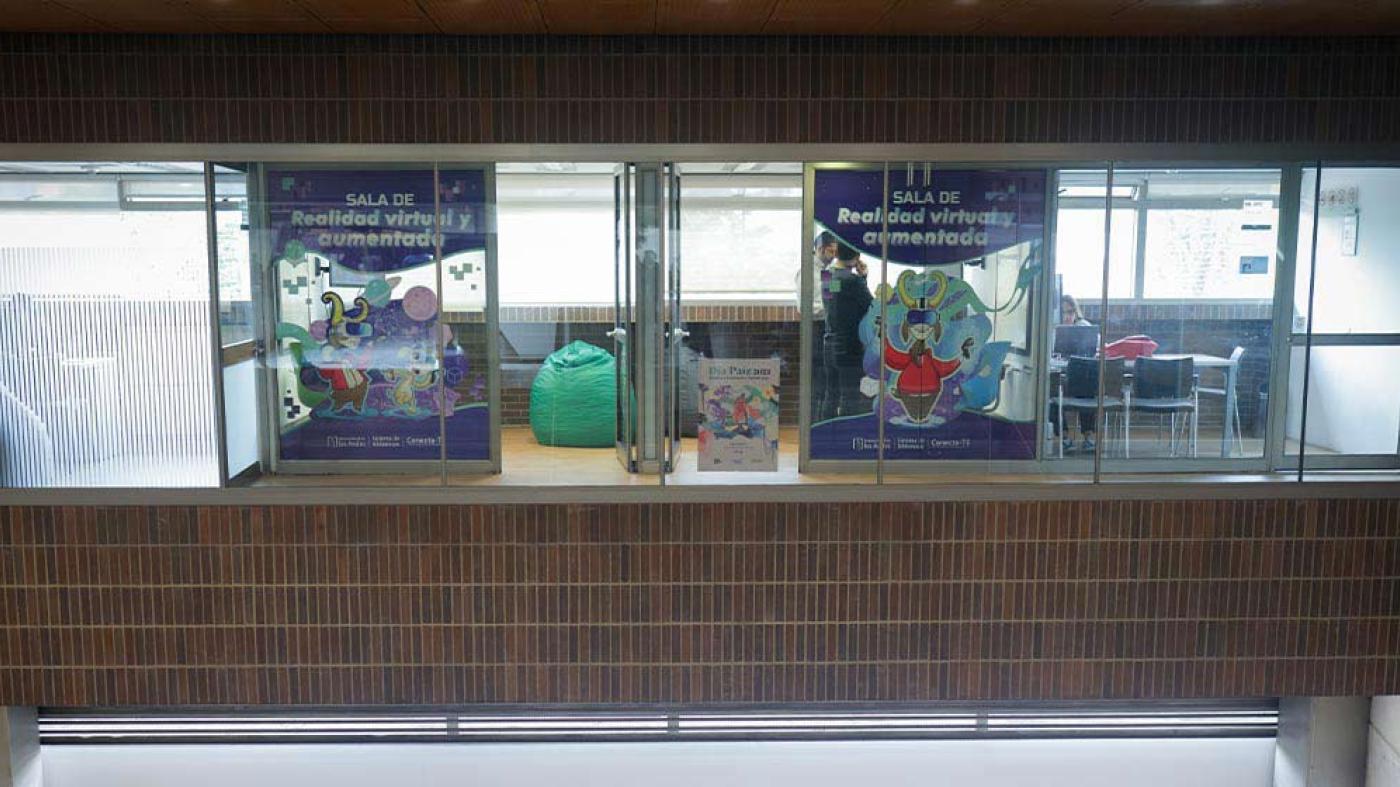 Salas de realidad aumentada y virtual en Uniandes