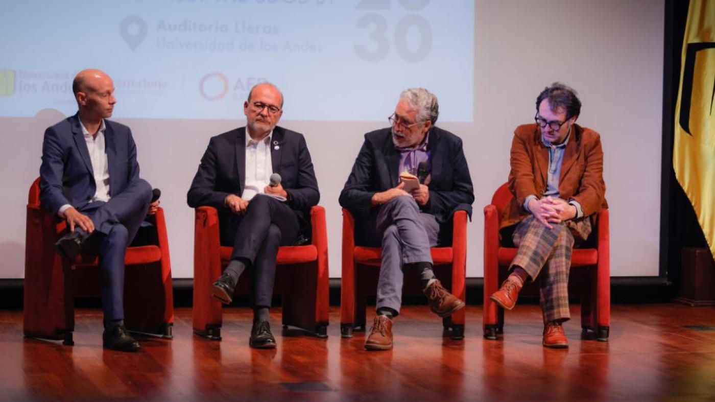 Panel completo Retos de los sistemas financieros para cumplir con los ODS para 2030