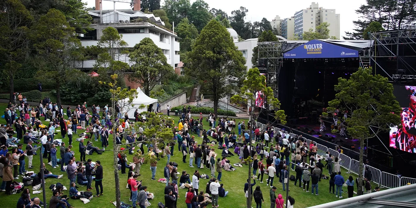 Los premios se entregaron en la tarima principal del evento de Volver a los Andes.