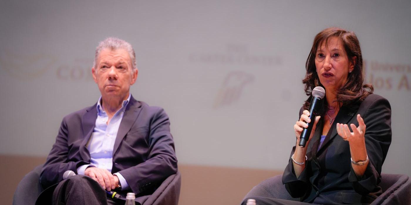 Cooperación, el fruto de la unión entre paz y democracia