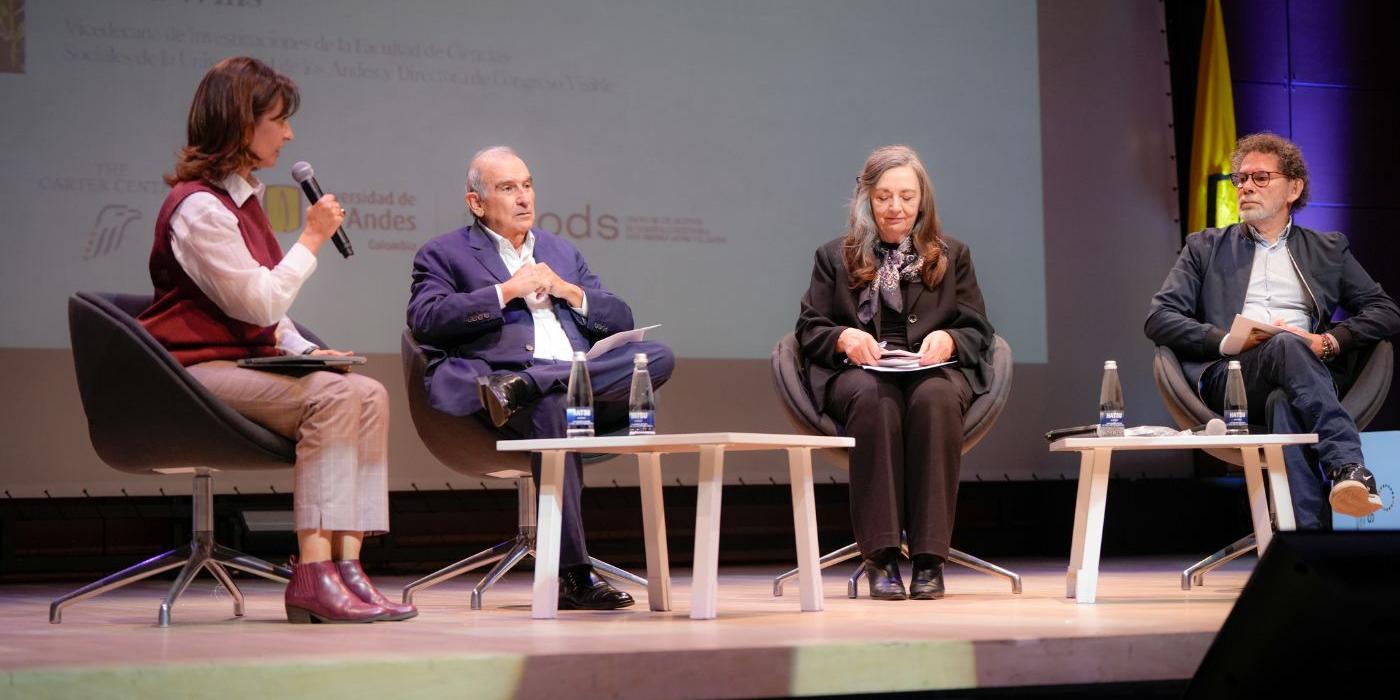 Cooperación, el fruto de la unión entre paz y democracia