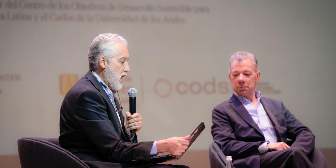 Cooperación, el fruto de la unión entre paz y democracia