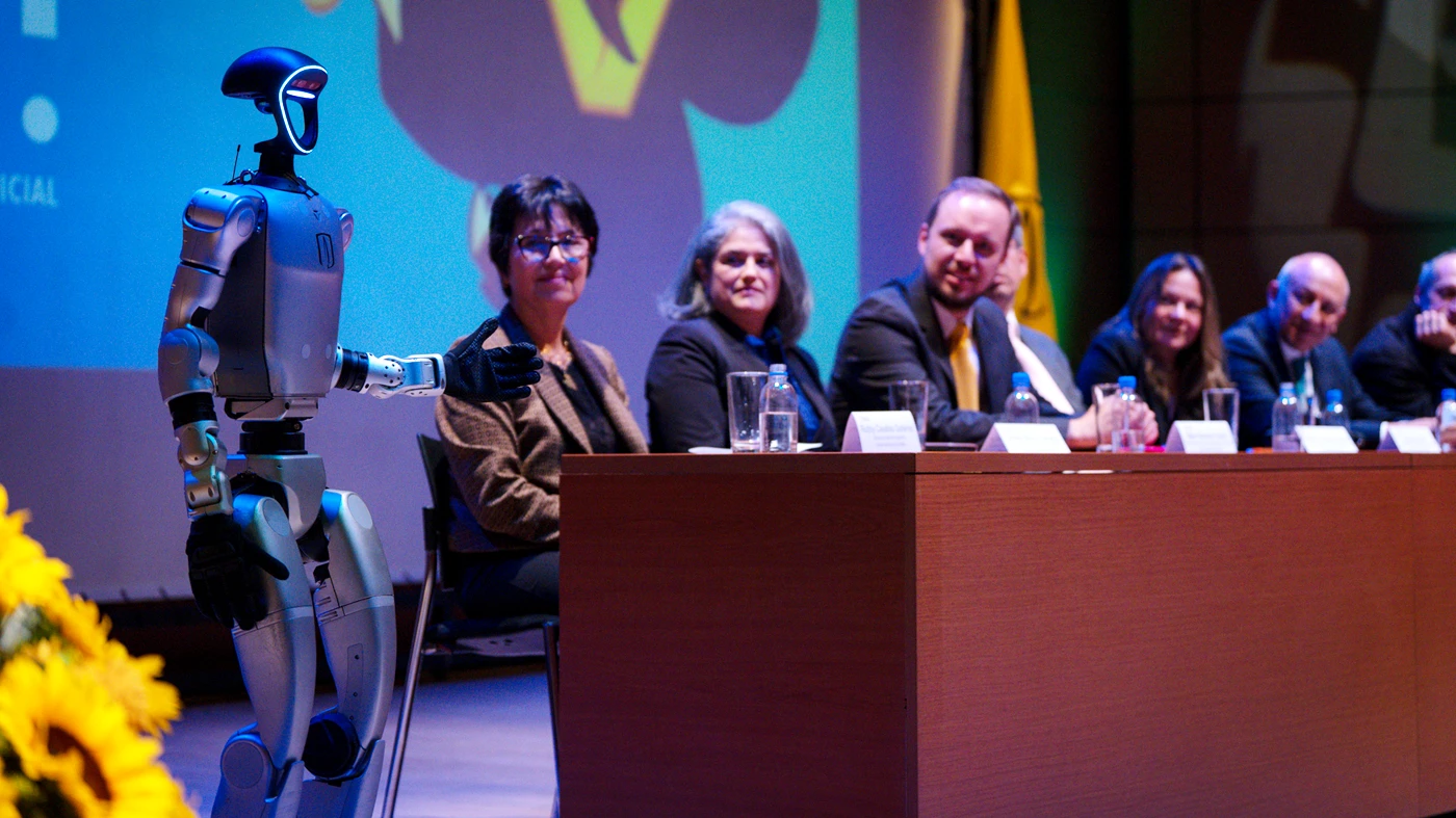 Grados primera cohorte de la Maestría en Inteligencia Artificial