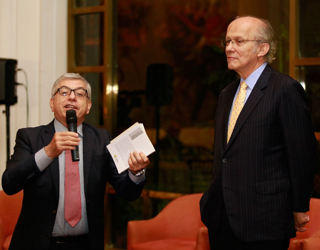 El expresidente César Gaviria Trujillo y Manuel Rodríguez Becerra.