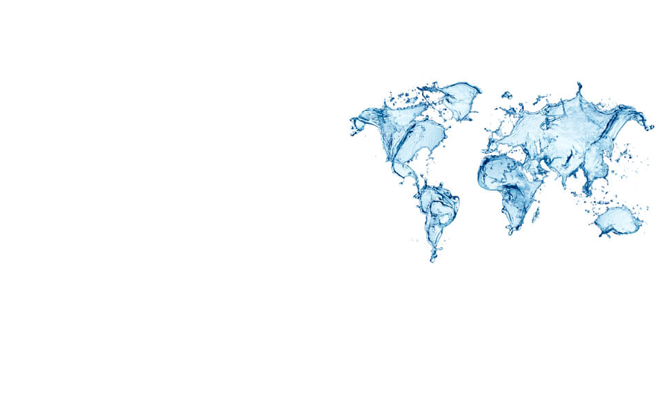 mapa de los 5 continentes hecho con salpicaduras de agua