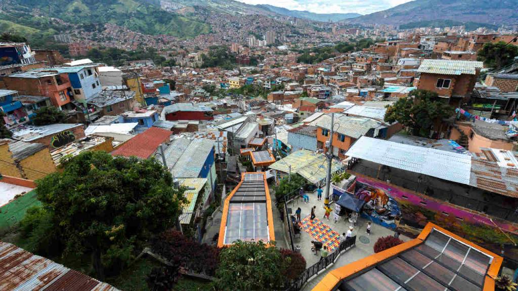 Panorámica de Medellín desde la Comuna 13.