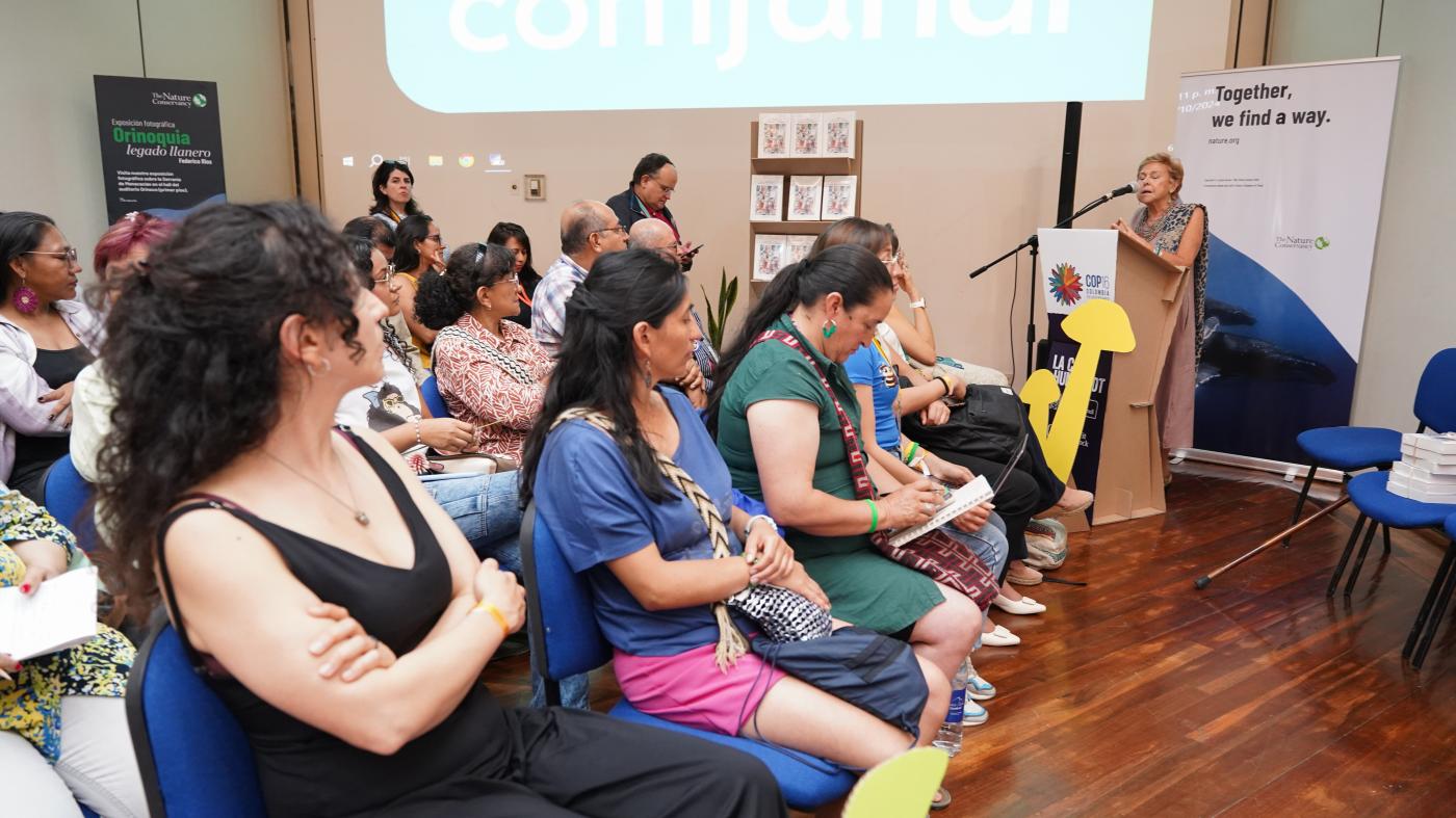 El libro "Futuro con Esperanza", COP16.