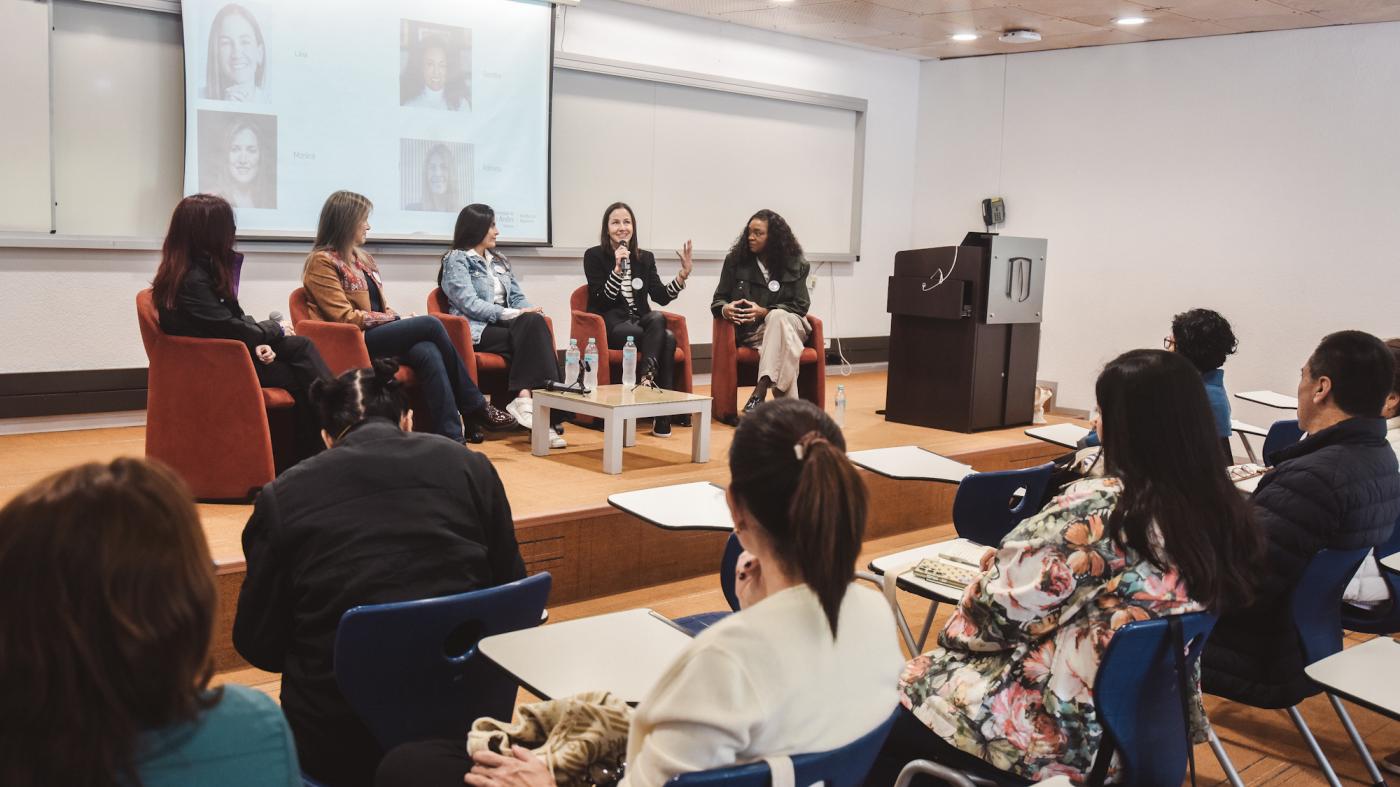 Panel de mujeres