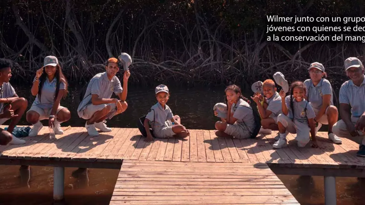 Un grupo de jóvenes