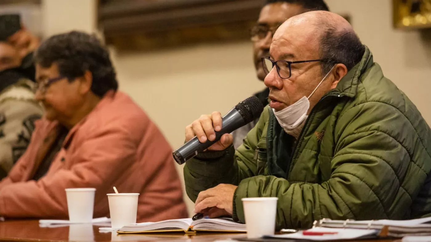 La rectoría y vecinos del barrio Las Aguas se reunieron para dialogar sobre el avance del Plan Parcial Triángulo de Fenicia.