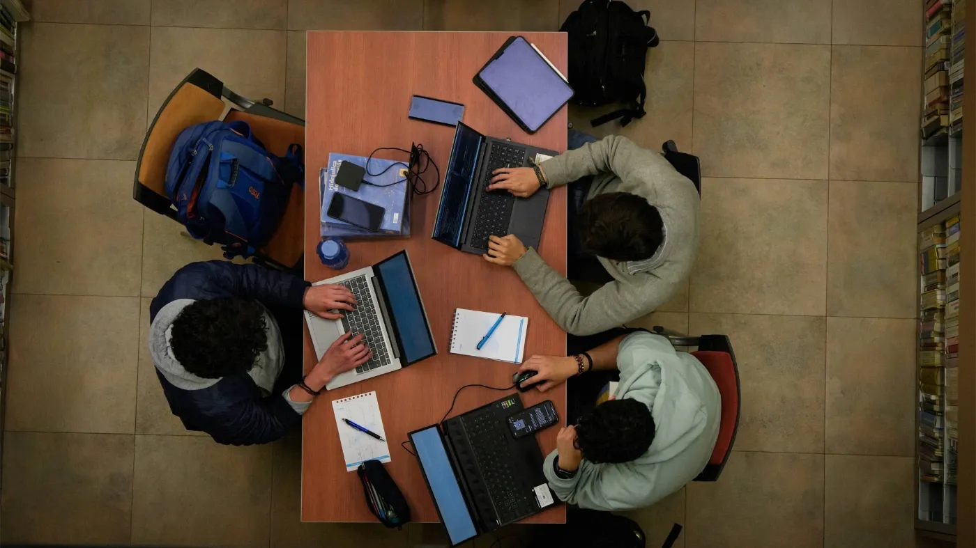 Estudiantes Universidad de los Andes