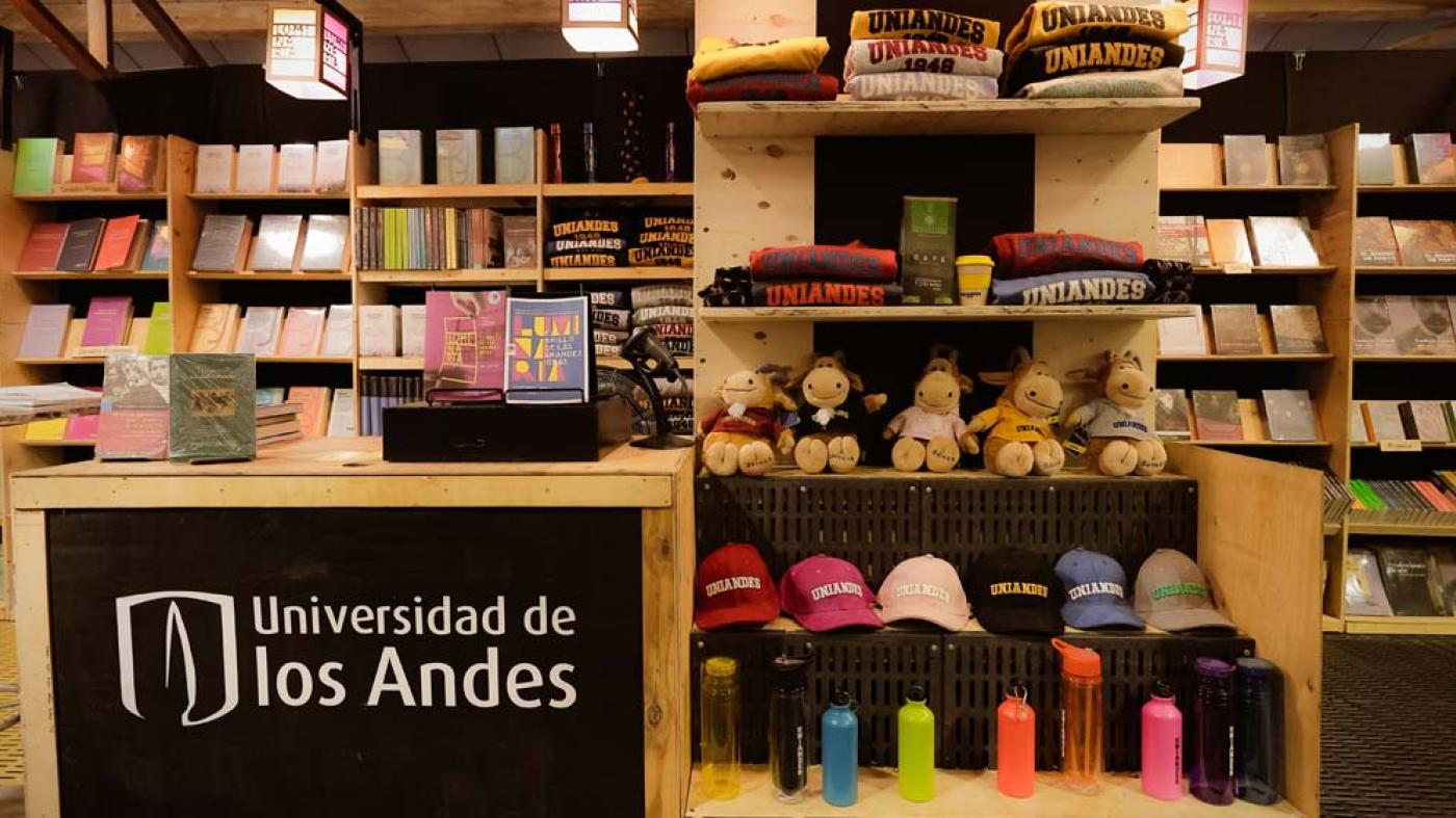 Estand Uniandes feria Internacional del Libro en Bogotá