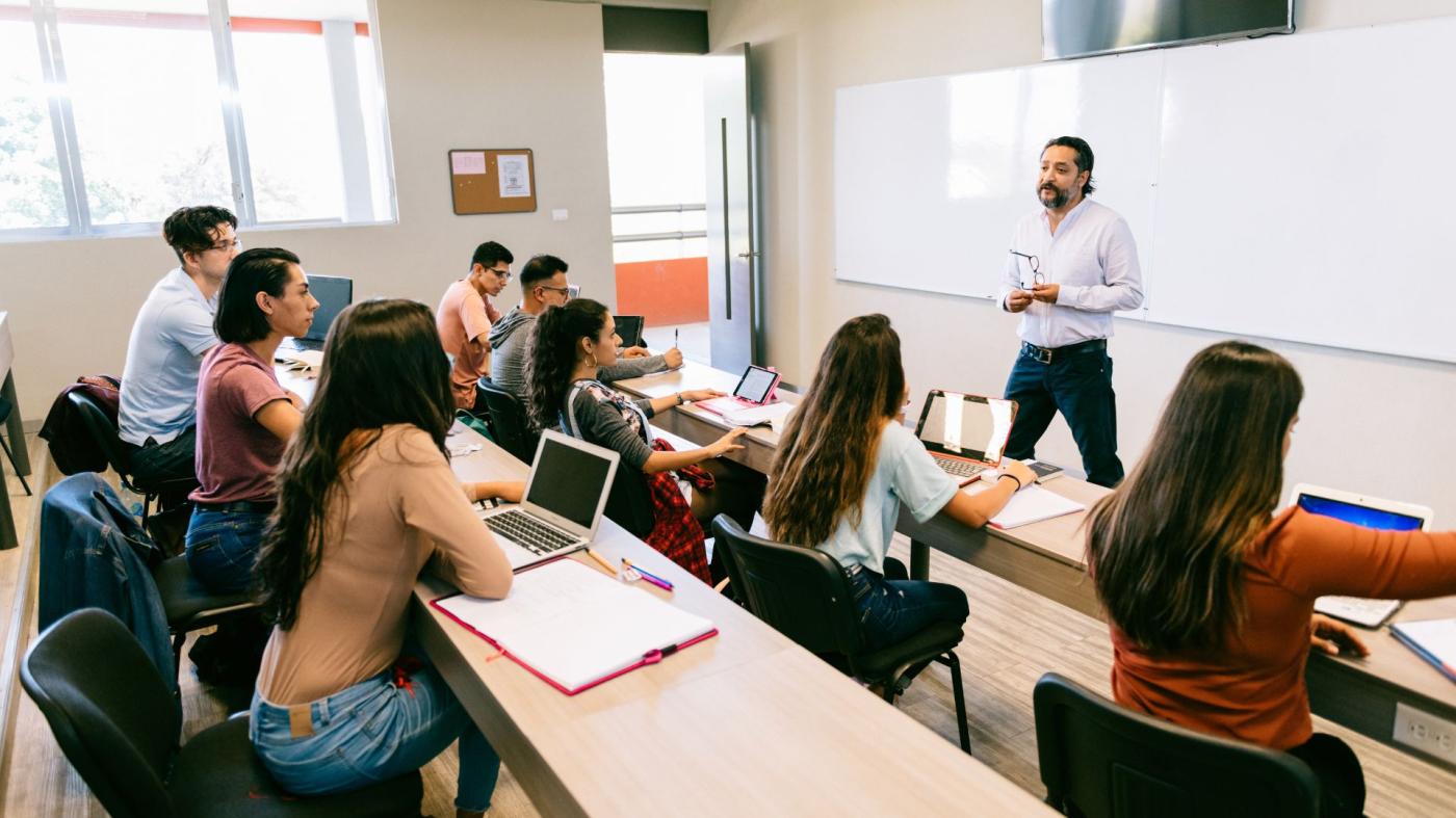 Encuesta de percepción de cursos y profesores