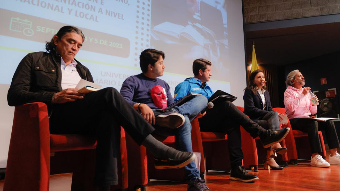 Panel del foro: “Sistema de Educación Posmedia: Aprendizajes y Desafíos para su Diseño, Reglamentación e Implementación a Nivel Nacional y Local