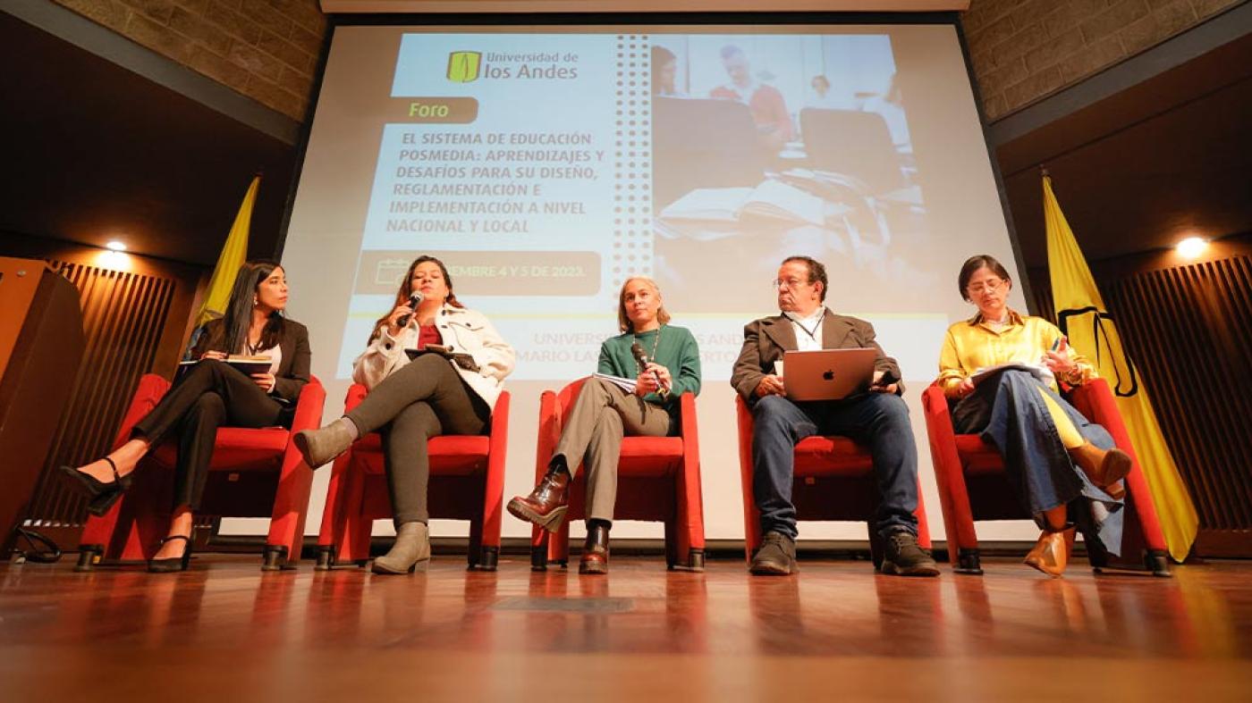 Panel: Hacia dónde debe dirigirse la Educación Técnica y Tecnológica.