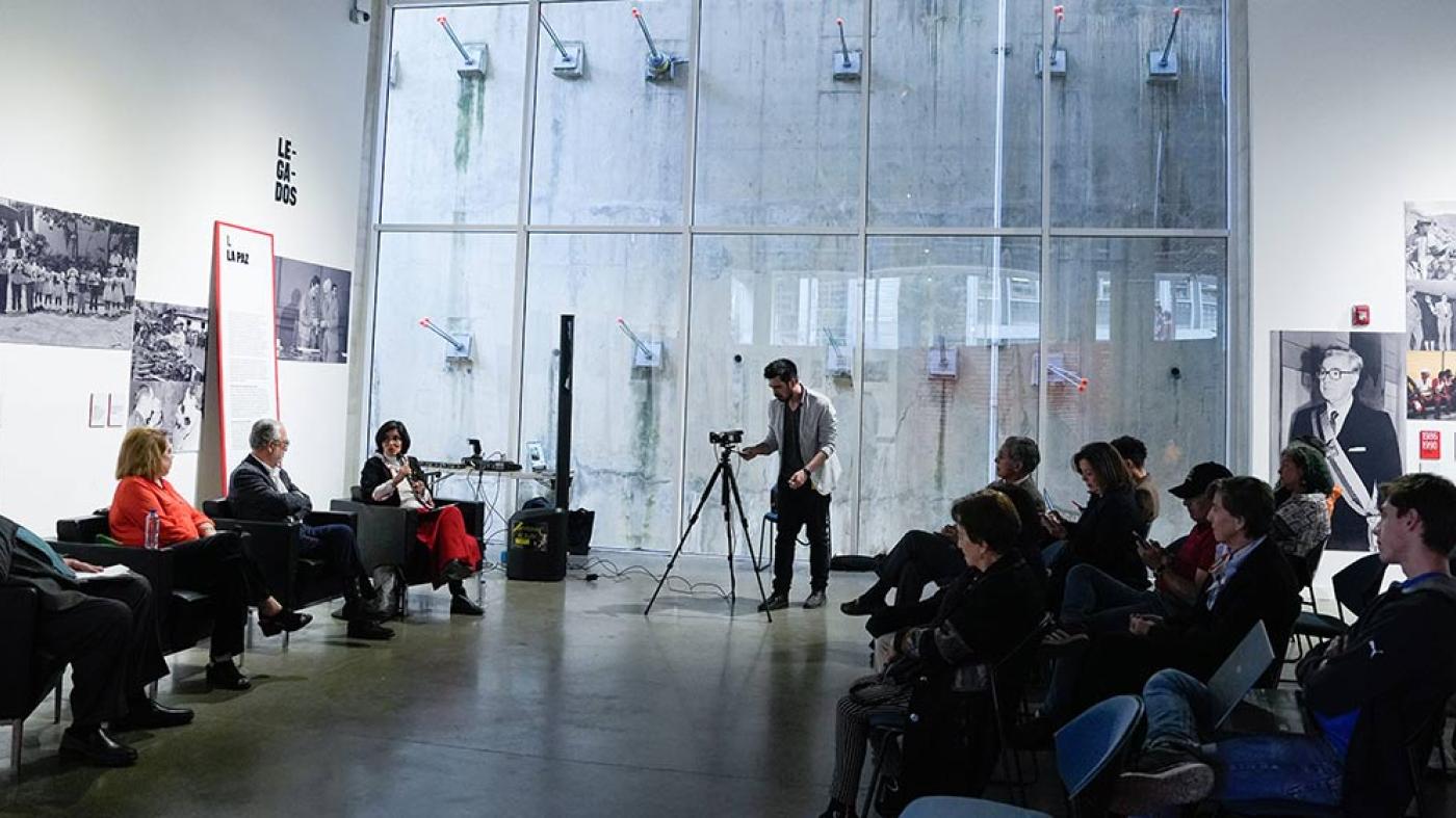 Virgilio Barco, bajar impuestos para subir el recaudo - Asistentes al evento