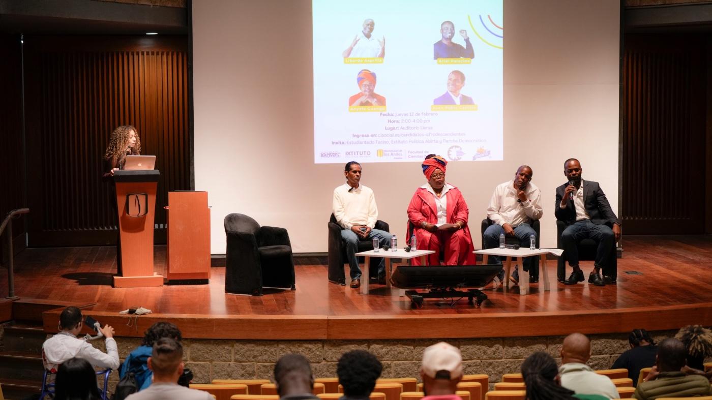 Diálogo representantes afro