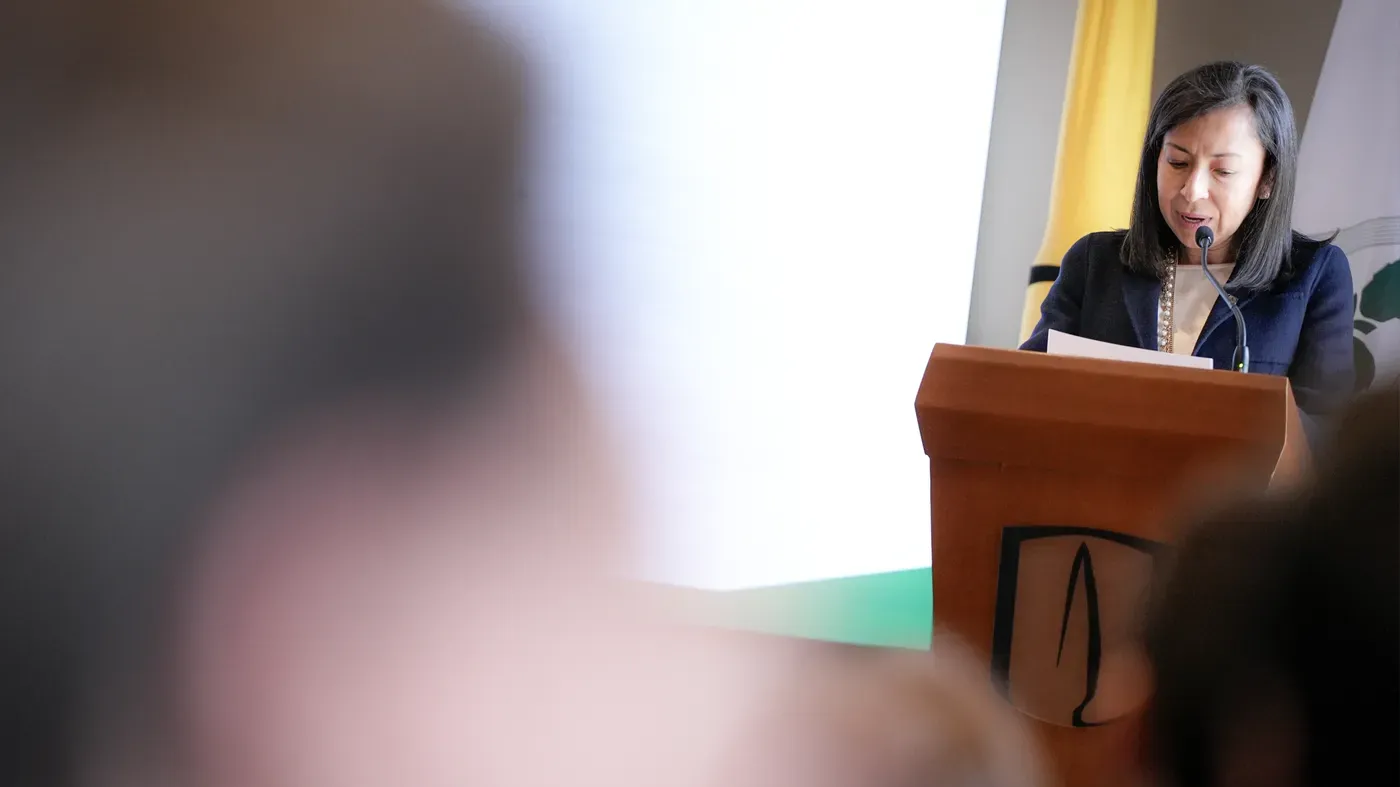 Raquel Bernal Salazar, rectora de la Universidad de los Andes