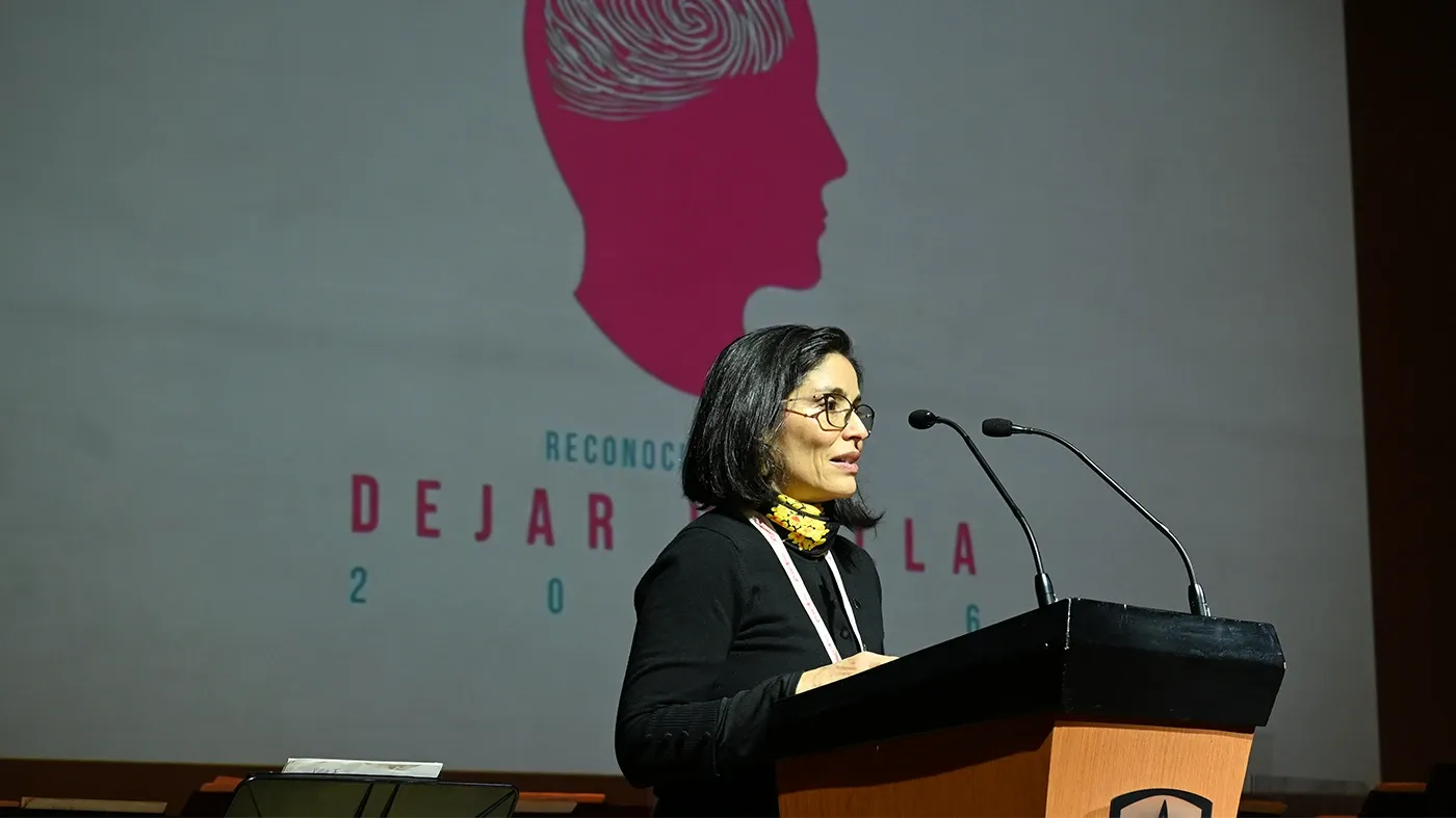 Jimena Hurtado, vicerrectora de Investigación y Creación de la Universidad de los Andes durante la ceremonia.