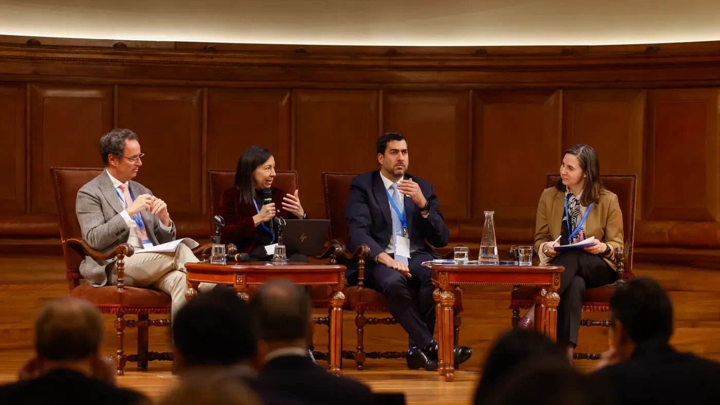 Rectores de La Tríada hablan de IA y el papel de las universidades
