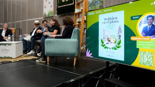 Lanzamiento del libro Política en el plato.