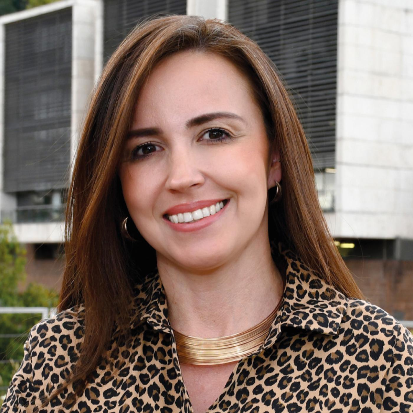 Foto de Isabel Cristina Jaramillo Jiménez, secretaria general de la Escuela de Gobierno de la Universidad de los Andes (Colombia).