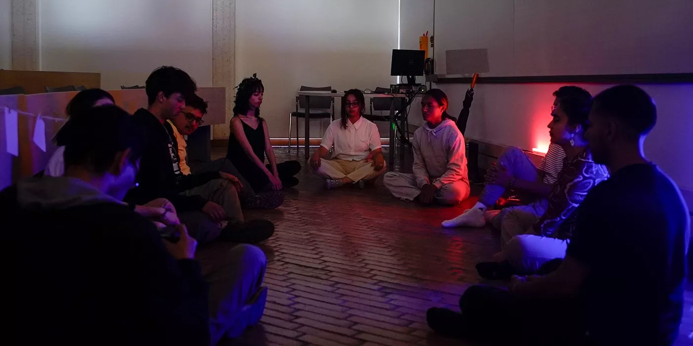 Meditación y teatro - Día Paíz 2024