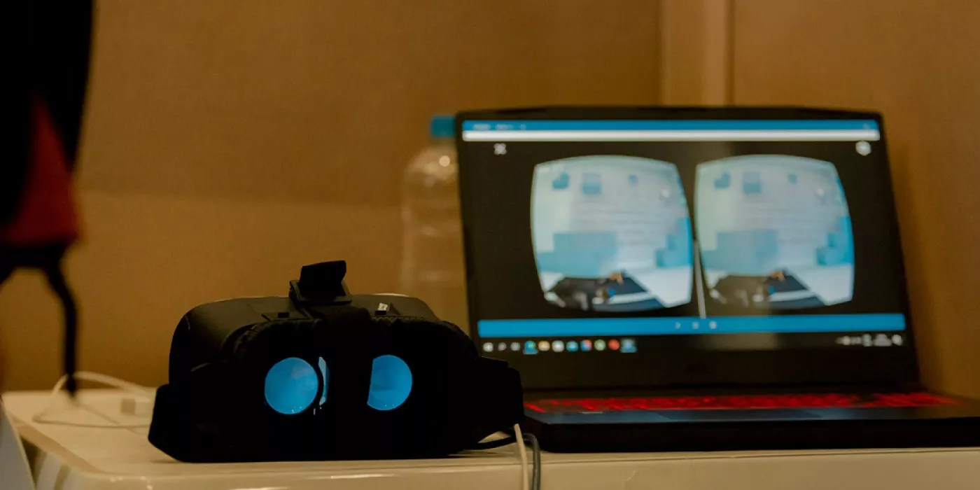 Feria de exposiciones durante la Semana de la Innovación