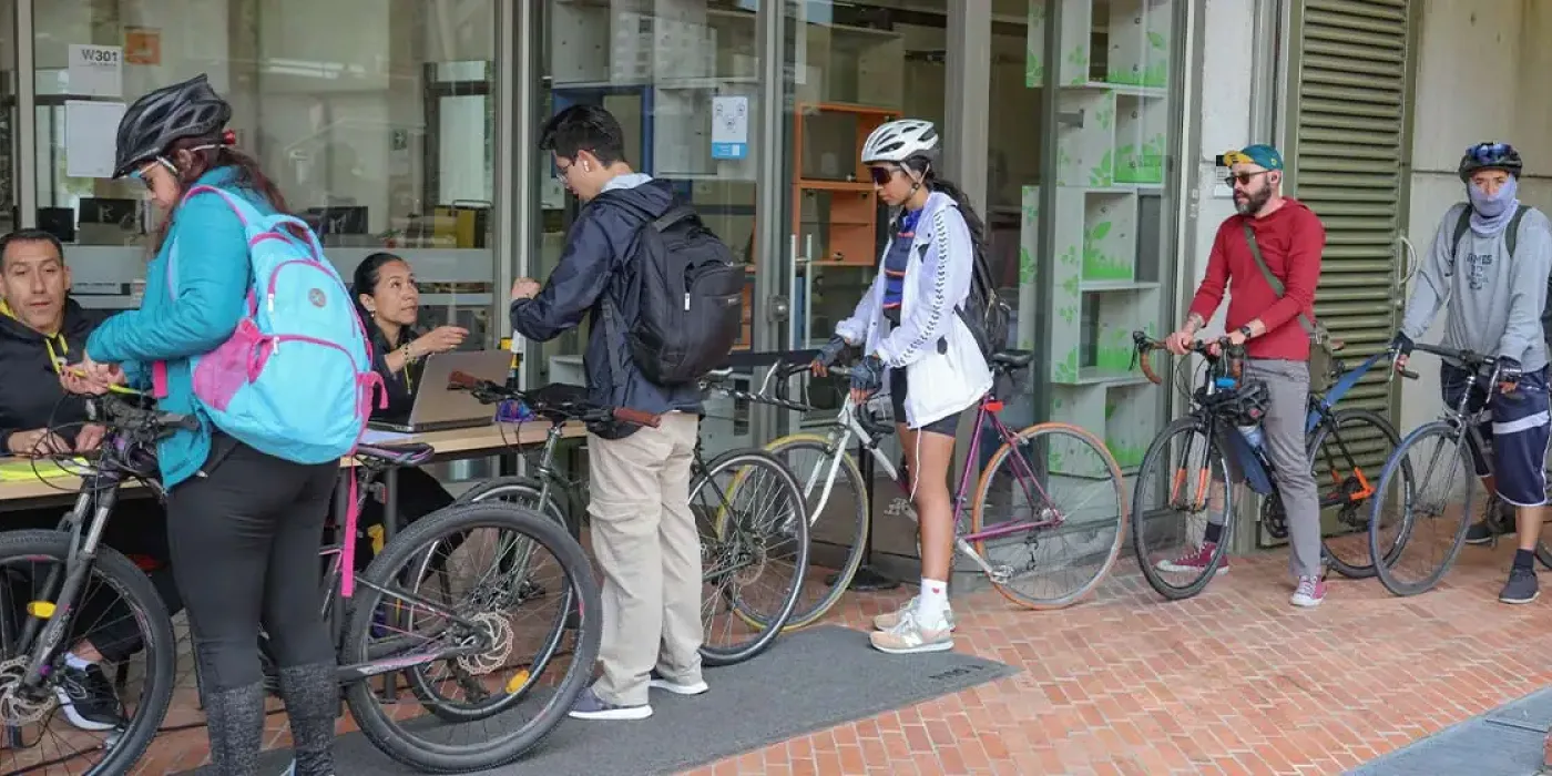Biciusuarios de Uniandes