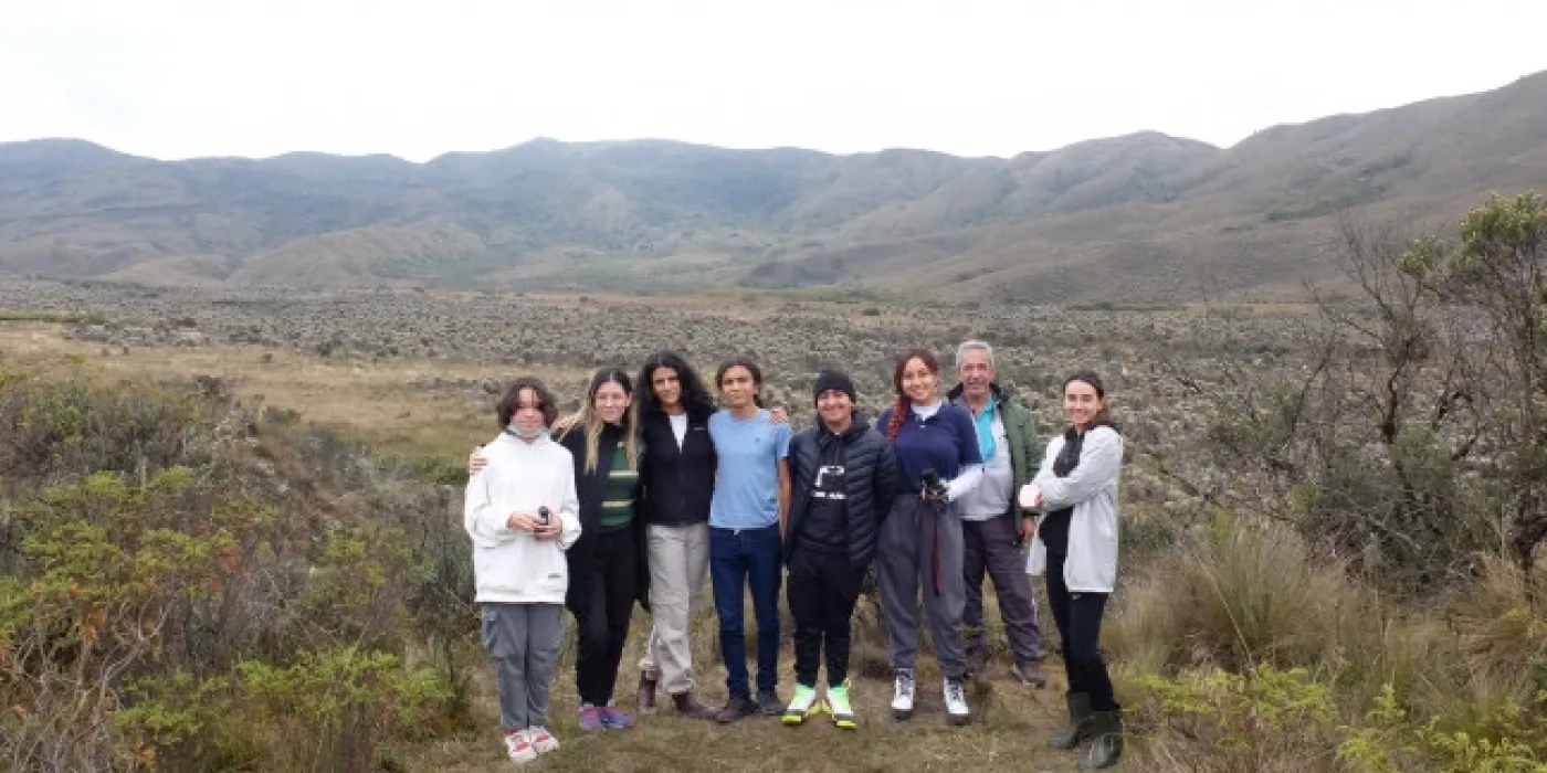 Lina Moros, María Paula Osorio, Julián Oviedo y Laura Delgado