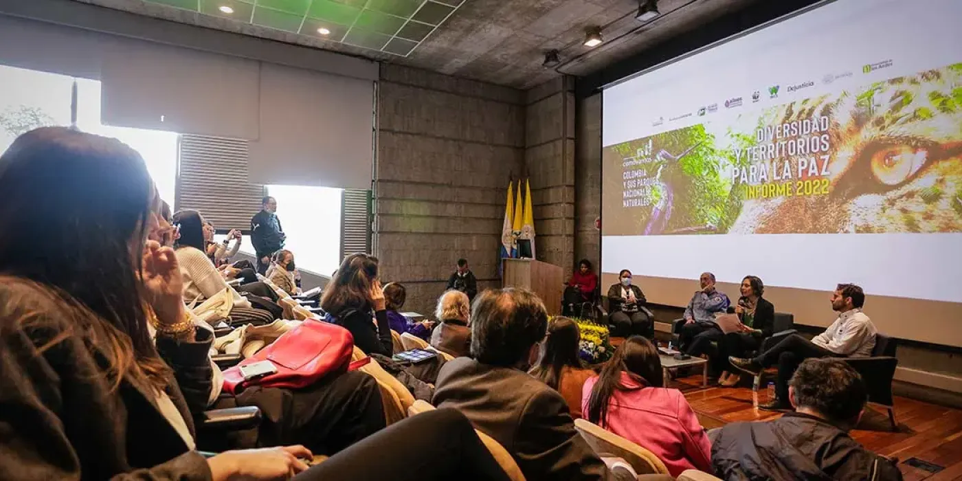 Conversatorio en el Auditorio Mariano Troncoso, Universidad Javeriana