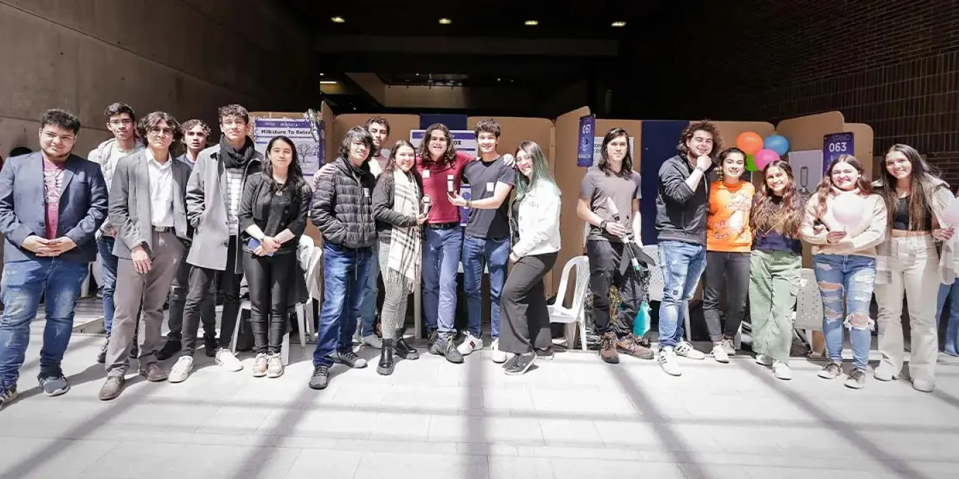 Estudiantes durante 'La Muestra' y 'ExpoAndes'