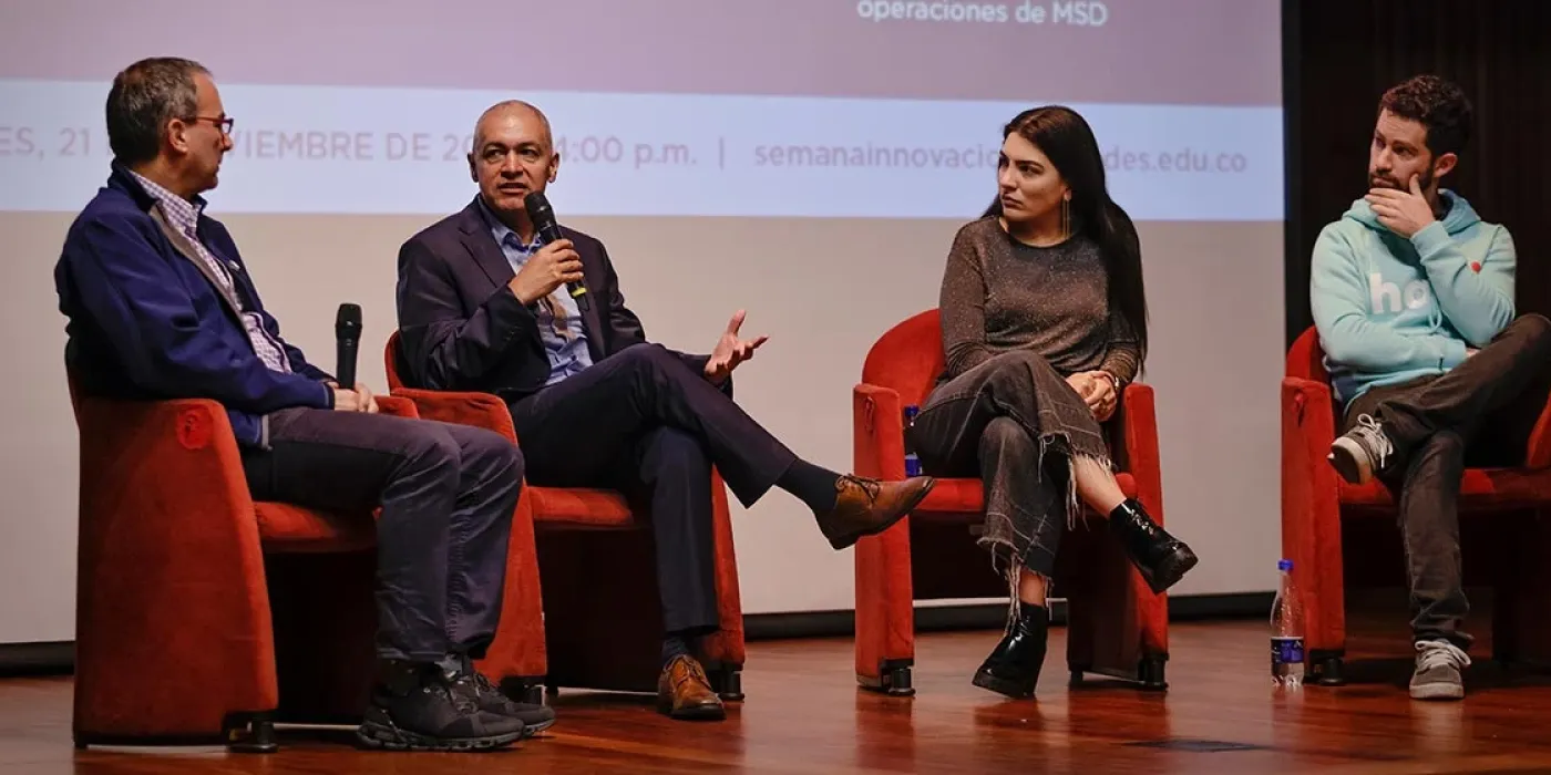 Nelson Gómez, David Bigio, Laura Velásquez y Rafael Cuperman 