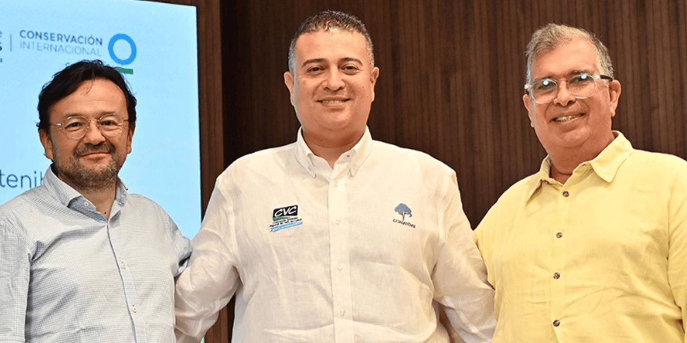 Representantes proyecto Tapir