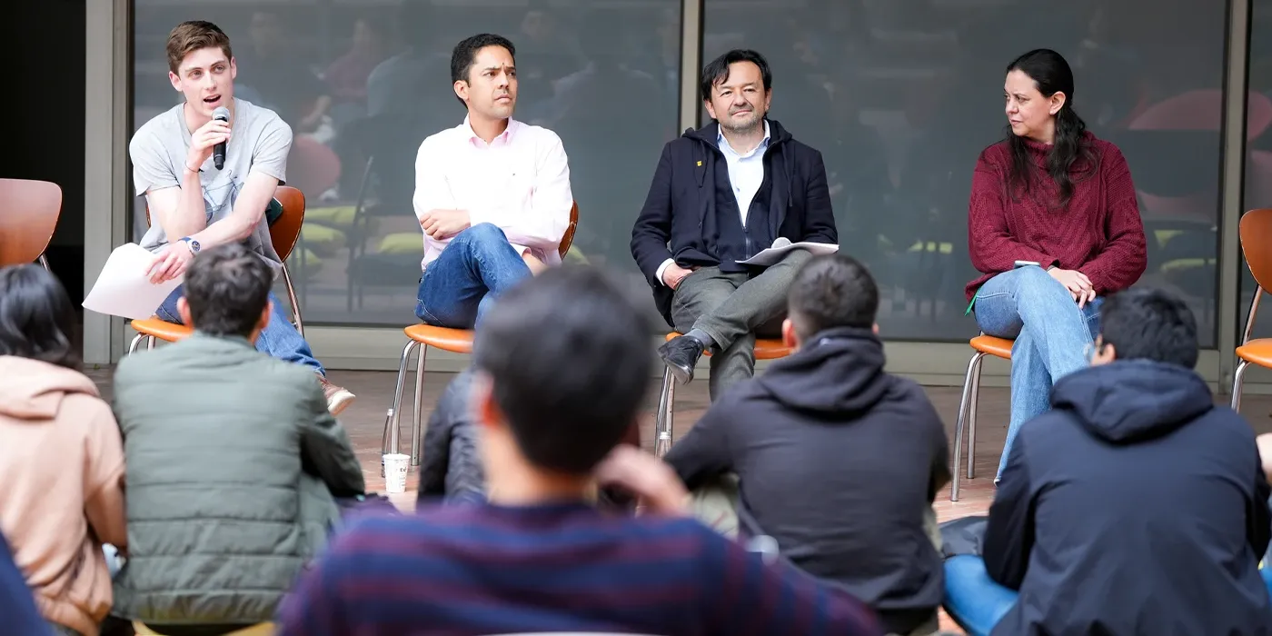 Foro Uniandes de Cara al País - Infraestructura