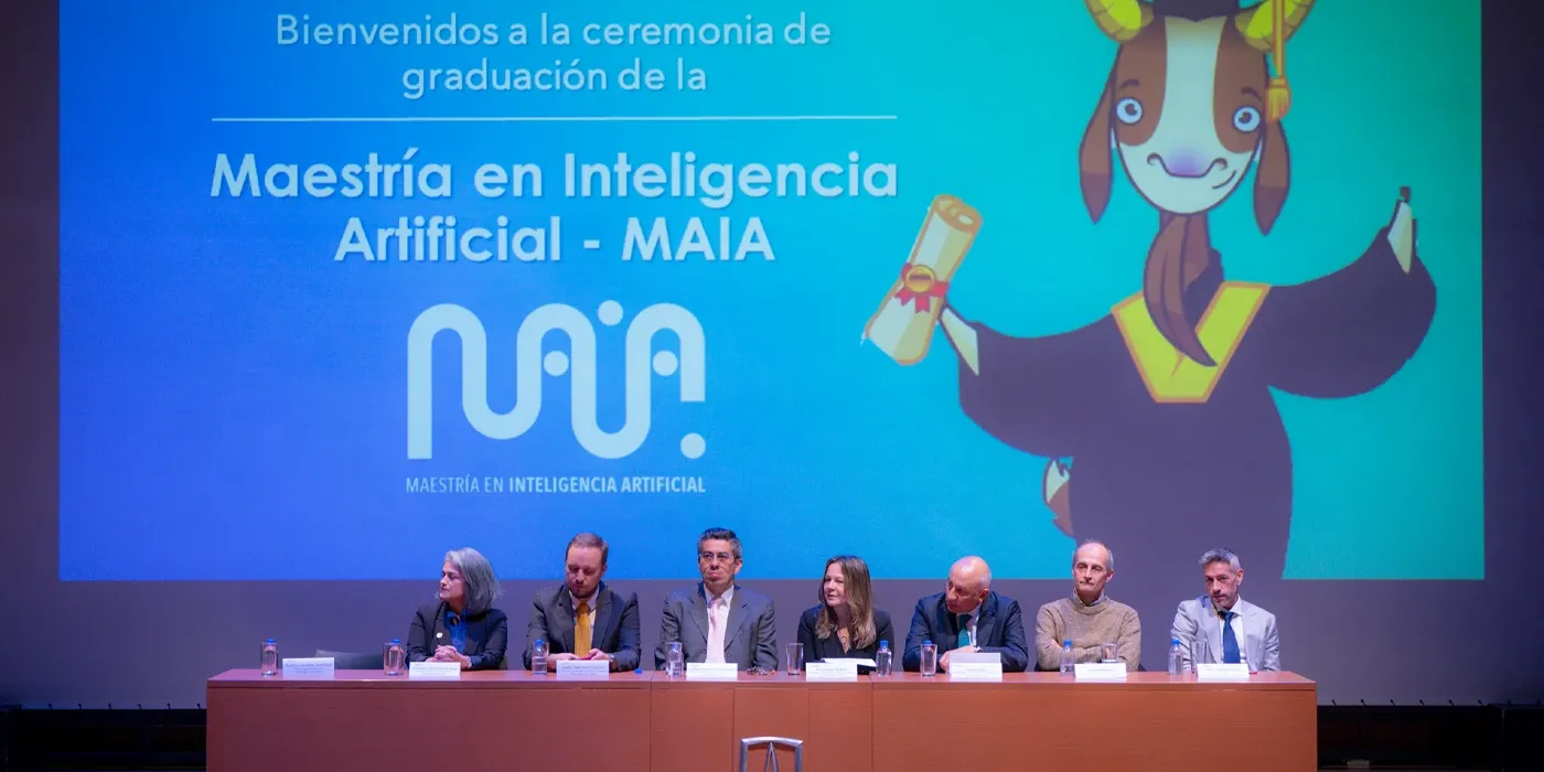 Grados primera cohorte de la Maestría en Inteligencia Artificial