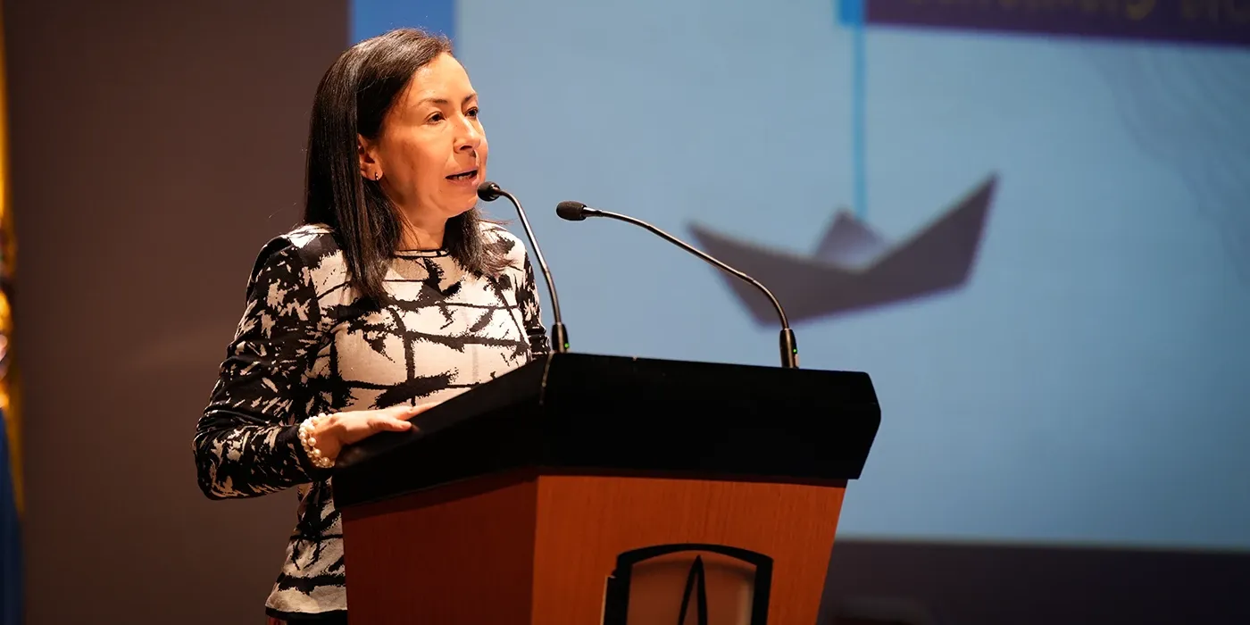 Raquel Bernal, rectora Universidad de los Andes
