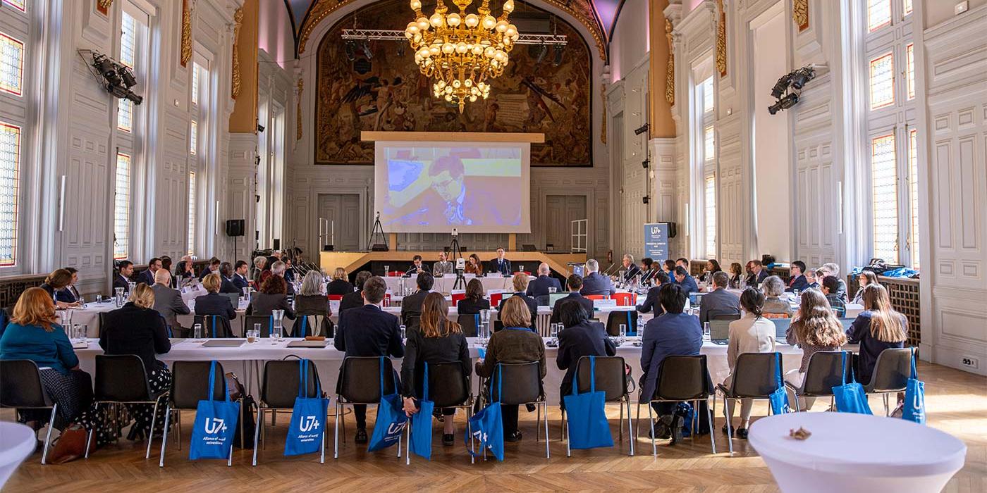 El papel social de las universidades en un mundo dividido, un documento de la Alianza U7+ de Universidades del Mundo,