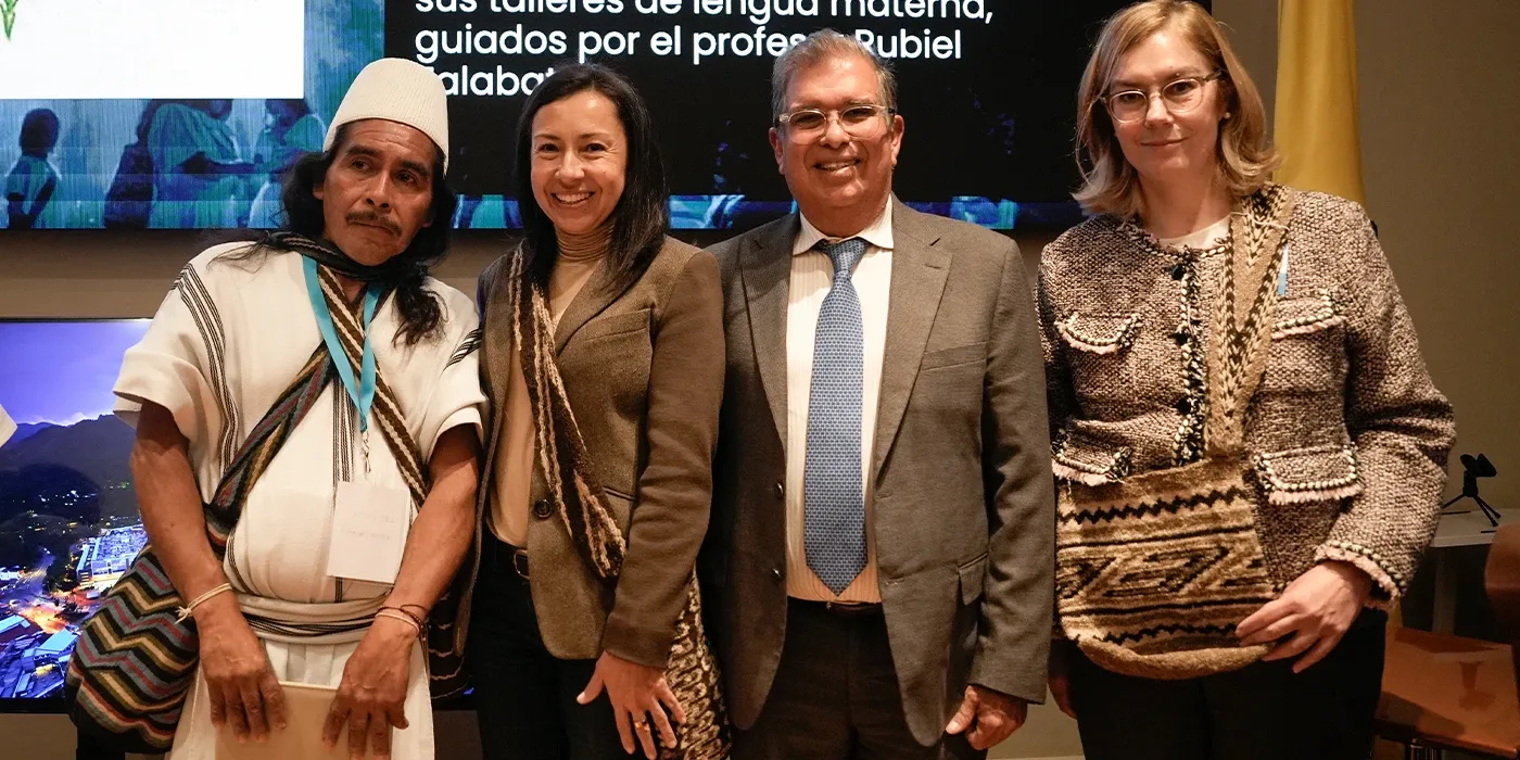 Firma acuerdo intercularidad Uniandes
