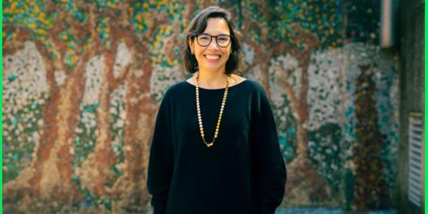 María