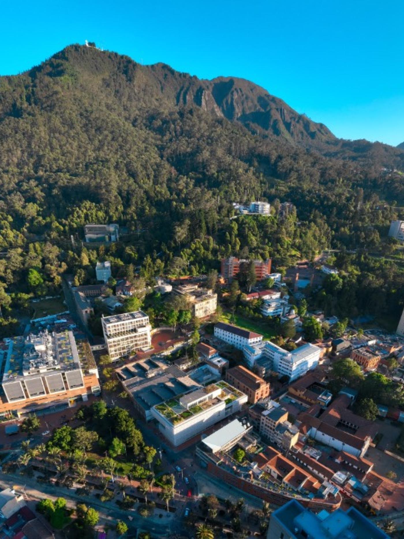 La Universidad de los Andes anuncia $138 mil millones en becas para 2025 