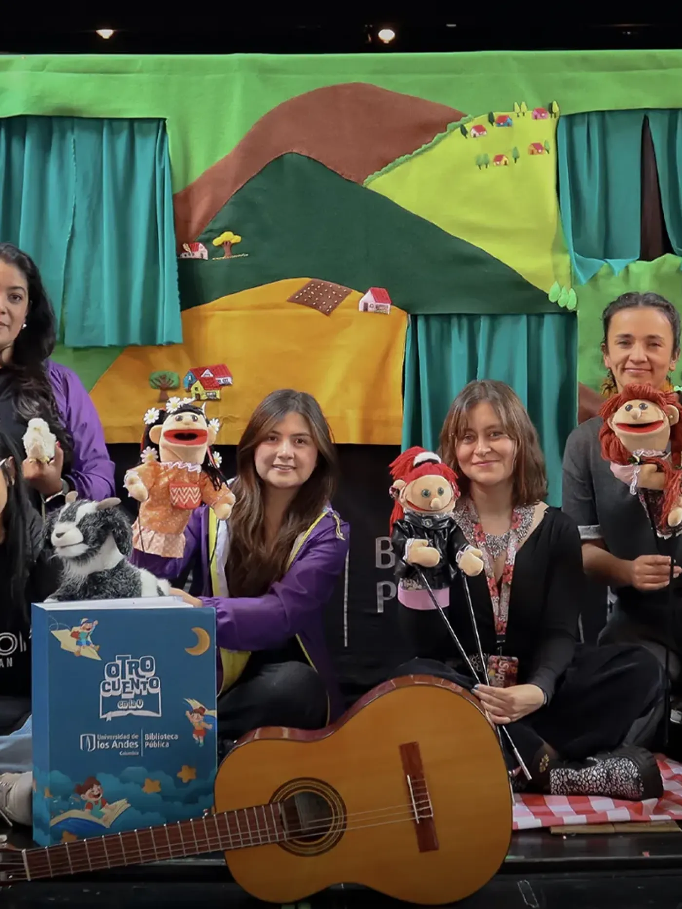 Títeres Biblioteca Uniandes